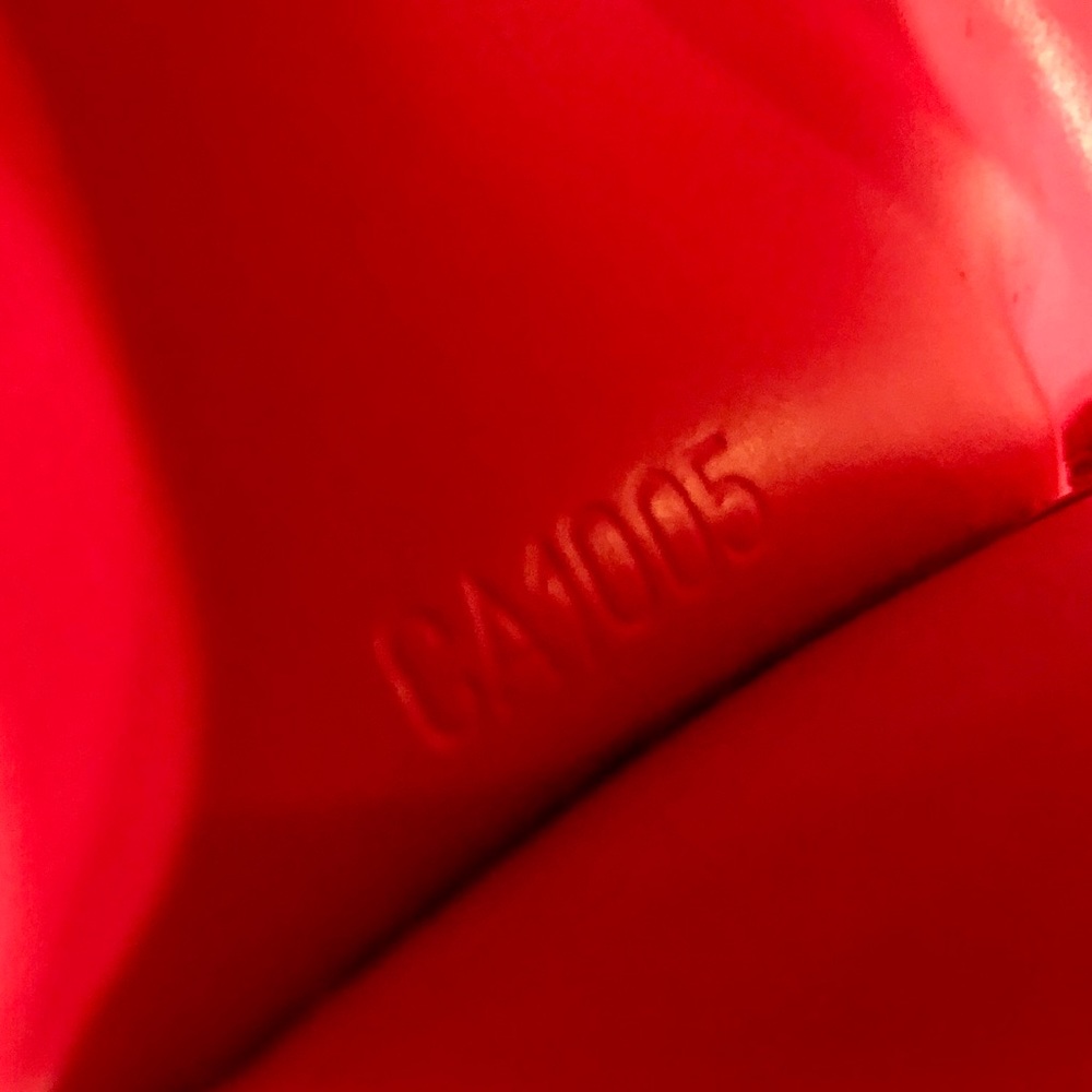 Louis Vuitton 4 key holder